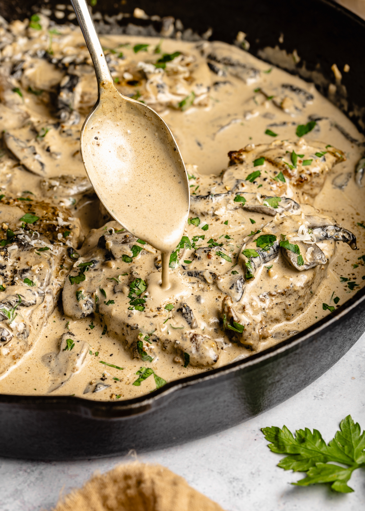 Decadent Keto Steak with Mushroom Cream Sauce: Under 30 Minutes